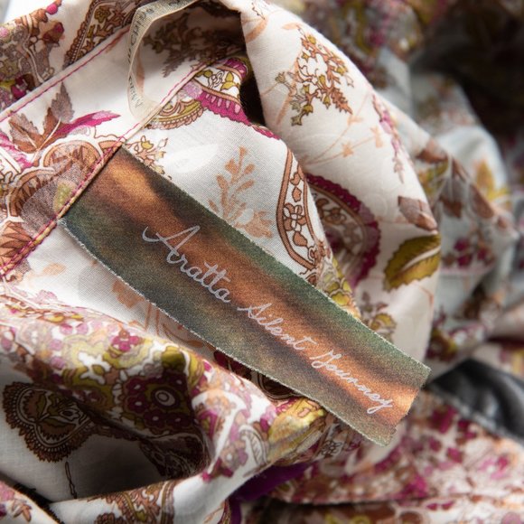 Aratta Blouse Button Front Top Paisley Floral Mix Media Brown Wine Size Small - Picture 3 of 7